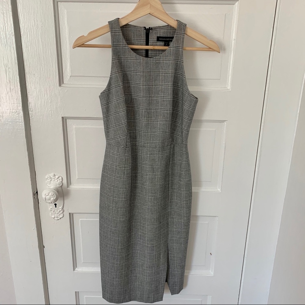 Banana Republic Plaid Sheath Dress